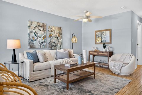 Condo in Dunedin, Florida, 1 bedroom № 2201562 - photo 4