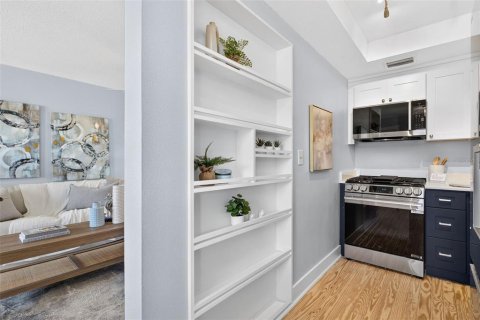 Condo in Dunedin, Florida, 1 bedroom № 2201562 - photo 18