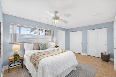 Condo in Dunedin, Florida, 1 bedroom № 2201562 - photo 7