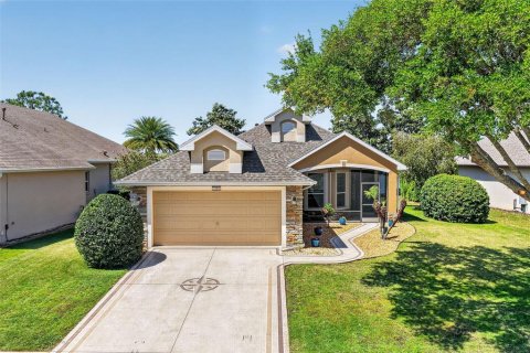 House in Mount Dora, Florida 3 bedrooms, 150.04 sq.m. № 2202648 - photo 6