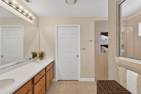 House in Mount Dora, Florida 3 bedrooms, 150.04 sq.m. № 2202648 - photo 30