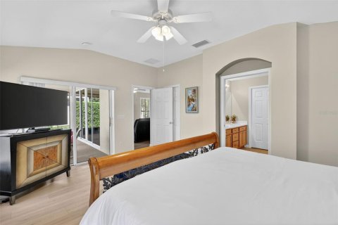 House in Mount Dora, Florida 3 bedrooms, 150.04 sq.m. № 2202648 - photo 27