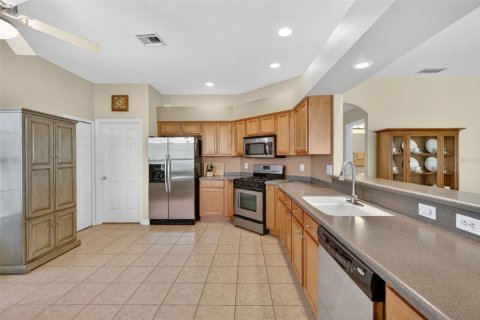 House in Mount Dora, Florida 3 bedrooms, 150.04 sq.m. № 2202648 - photo 14