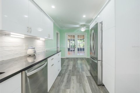 Villa ou maison à vendre à Bradenton, Floride: 3 chambres, 176.05 m2 № 2152318 - photo 18
