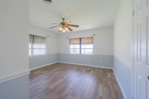 Villa ou maison à vendre à Bradenton, Floride: 3 chambres, 176.05 m2 № 2152318 - photo 27