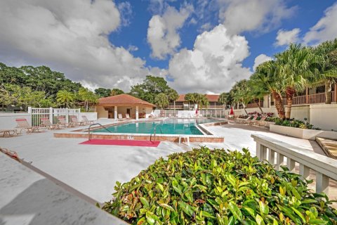 Copropriété à louer à Palm Beach Gardens, Floride: 2 chambres, 126.9 m2 № 1139145 - photo 1
