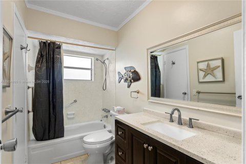 Condo in Lauderdale Lakes, Florida, 1 bedroom  № 1956075 - photo 26