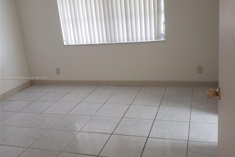 Casa en alquiler en Boynton Beach, Florida, 3 dormitorios, 141.86 m2 № 1890918 - foto 15