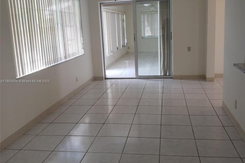 Casa en alquiler en Boynton Beach, Florida, 3 dormitorios, 141.86 m2 № 1890918 - foto 6