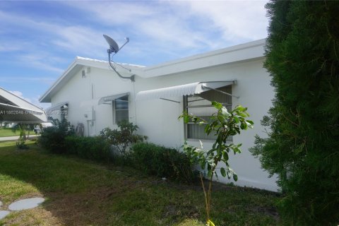 Casa en alquiler en Boynton Beach, Florida, 3 dormitorios, 141.86 m2 № 1890918 - foto 27