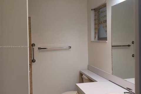 Casa en alquiler en Boynton Beach, Florida, 3 dormitorios, 141.86 m2 № 1890918 - foto 18