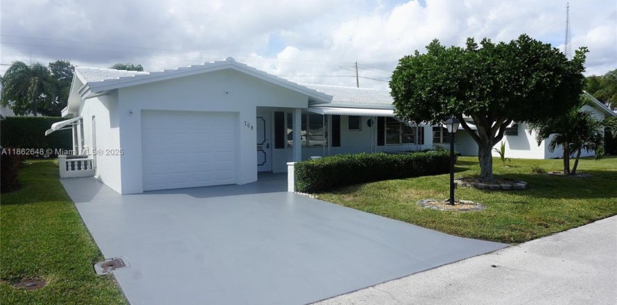 Casa en Boynton Beach, Florida 3 dormitorios, 141.86 m2 № 1890918