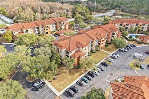 Condo in Orlando, Florida, 3 bedrooms № 2101599 - photo 27