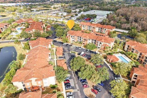 Condo in Orlando, Florida, 3 bedrooms № 2101599 - photo 30