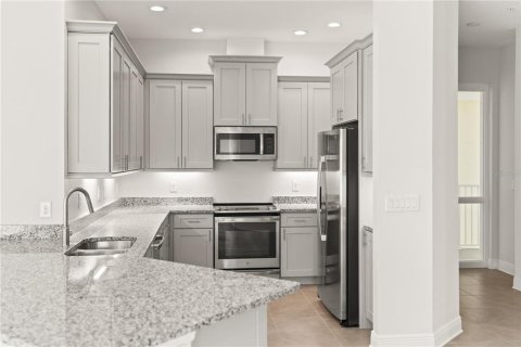 Condo in Bradenton, Florida, 3 bedrooms  № 1810630 - photo 5