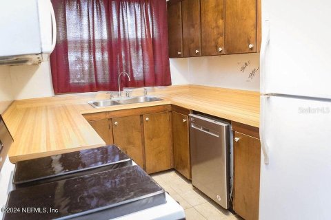 Купить виллу или дом в Старк, Флорида 10 комнат, 111.39м2, № 1769993 - фото 14