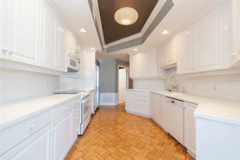 Condominio en venta en Belleair, Florida, 2 dormitorios, 215.44 m2 № 2143724 - foto 18