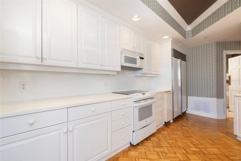 Condominio en venta en Belleair, Florida, 2 dormitorios, 215.44 m2 № 2143724 - foto 20