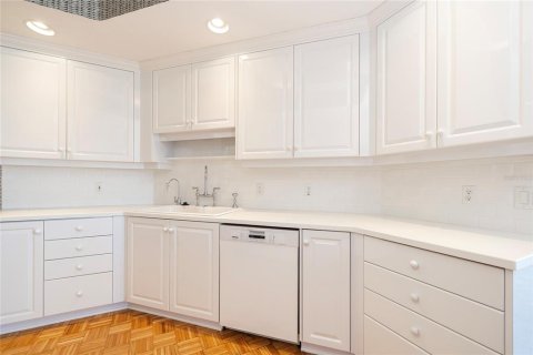 Condominio en venta en Belleair, Florida, 2 dormitorios, 215.44 m2 № 2143724 - foto 19