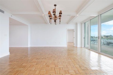 Condominio en venta en Belleair, Florida, 2 dormitorios, 215.44 m2 № 2143724 - foto 22