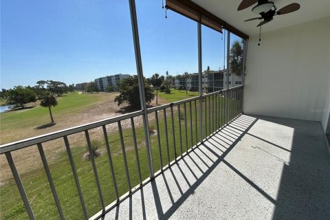 Condominio en alquiler en Bradenton, Florida, 2 dormitorios, 93.65 m2 № 1626887 - foto 10