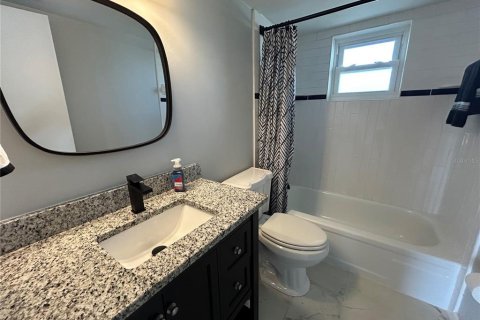 Condominio en alquiler en Bradenton, Florida, 2 dormitorios, 93.65 m2 № 1626887 - foto 6