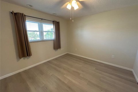 Condominio en alquiler en Bradenton, Florida, 2 dormitorios, 93.65 m2 № 1626887 - foto 7