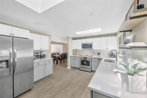 Villa ou maison à vendre à Valrico, Floride: 3 chambres, 190.17 m2 № 2421914 - photo 21
