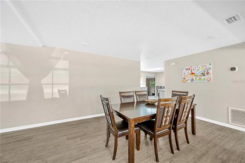 Villa ou maison à vendre à Valrico, Floride: 3 chambres, 190.17 m2 № 2421914 - photo 14