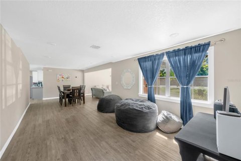 Villa ou maison à vendre à Valrico, Floride: 3 chambres, 190.17 m2 № 2421914 - photo 19