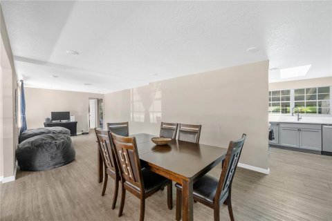 Villa ou maison à vendre à Valrico, Floride: 3 chambres, 190.17 m2 № 2421914 - photo 17