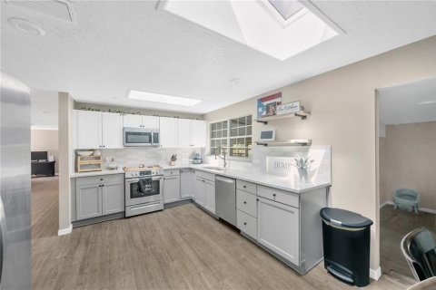 Villa ou maison à vendre à Valrico, Floride: 3 chambres, 190.17 m2 № 2421914 - photo 20