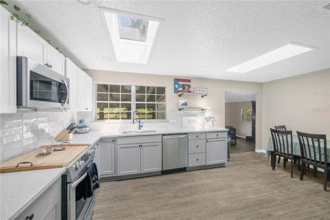 Villa ou maison à vendre à Valrico, Floride: 3 chambres, 190.17 m2 № 2421914 - photo 24