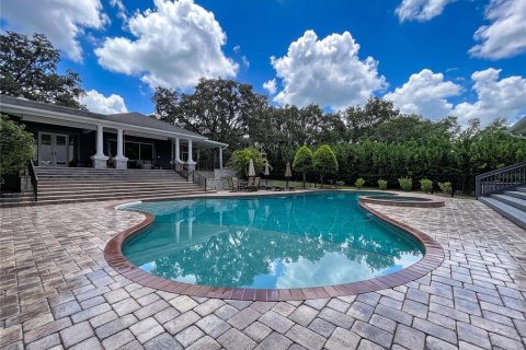 House in Tarpon Springs, Florida 7 bedrooms, 598.1 sq.m. № 2272757 - photo 13