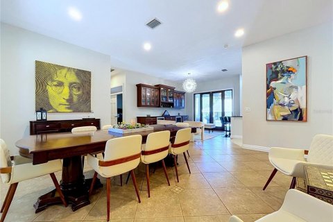 House in Tarpon Springs, Florida 7 bedrooms, 598.1 sq.m. № 2272757 - photo 22