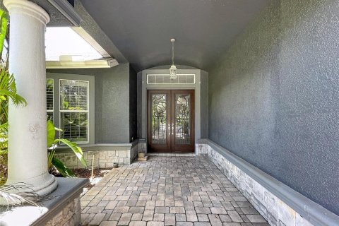 House in Tarpon Springs, Florida 7 bedrooms, 598.1 sq.m. № 2272757 - photo 18