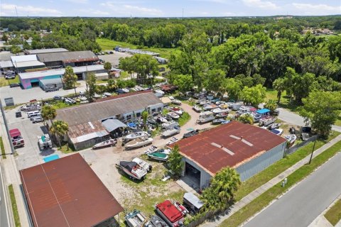 Commercial property in Leesburg, Florida 1258.36 sq.m. № 2206770 - photo 12