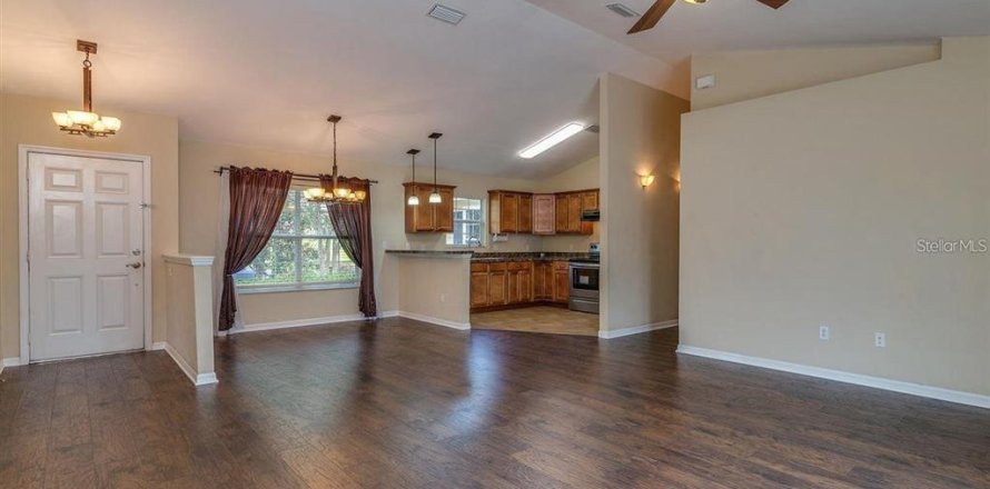 Villa ou maison à Gainesville, Floride 3 chambres, 123.93 m2 № 1680290