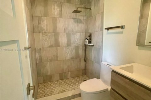 Купить виллу или дом в Помпано-Бич, Флорида 7 комнат, 204.38м2, № 2426280 - фото 12