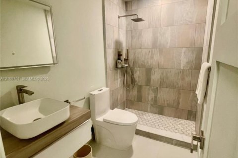 Купить виллу или дом в Помпано-Бич, Флорида 7 комнат, 204.38м2, № 2426280 - фото 17