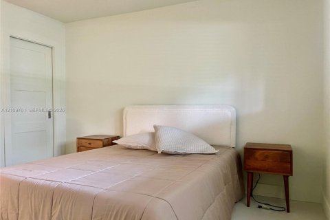 Купить виллу или дом в Помпано-Бич, Флорида 7 комнат, 204.38м2, № 2426280 - фото 15