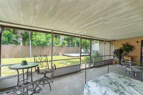 House in Titusville, Florida 4 bedrooms, 149.57 sq.m. № 1802081 - photo 27