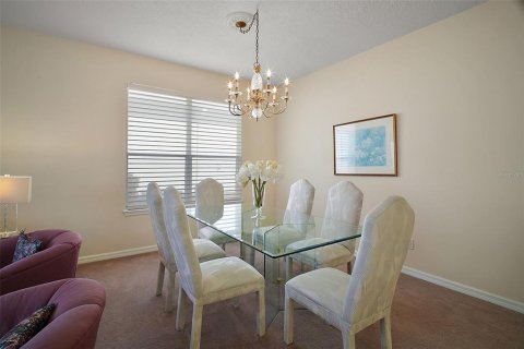 House in Mount Dora, Florida 3 bedrooms, 191.56 sq.m. № 1881083 - photo 29