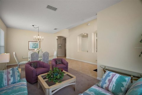 House in Mount Dora, Florida 3 bedrooms, 191.56 sq.m. № 1881083 - photo 28
