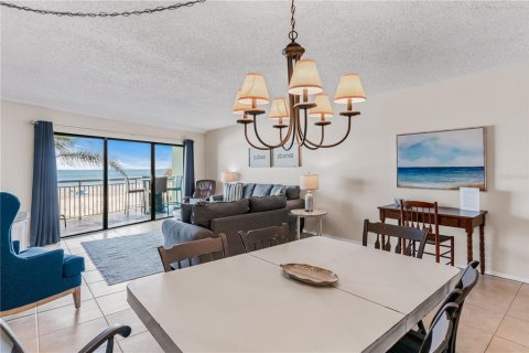 Condo in Indian Rocks Beach, Florida, 1 bedroom  № 1852775 - photo 13