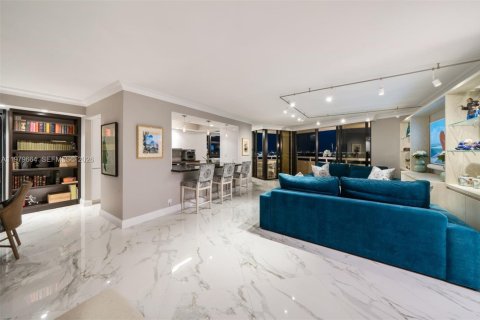 Copropriété à vendre à Miami, Floride: 3 chambres, 177.72 m2 № 2048022 - photo 5