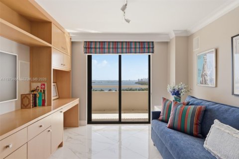 Copropriété à vendre à Miami, Floride: 3 chambres, 177.72 m2 № 2048022 - photo 16