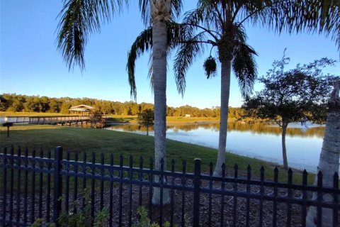 Villa ou maison à vendre à Kissimmee, Floride: 4 chambres, 181.16 m2 № 2419329 - photo 11