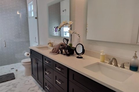 Villa ou maison à vendre à Kissimmee, Floride: 4 chambres, 181.16 m2 № 2419329 - photo 6