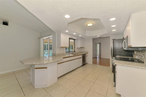 House in Port Charlotte, Florida 3 bedrooms, 176.79 sq.m. № 1799780 - photo 18